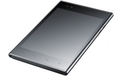 Video LG anunta Optimus VU, un hibrid telefon-tableta Android cu diplay de 5 inch