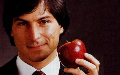 Apple, la un pas sa schimbe total lumea tehnologiei. Planul ambitios care nu i-a iesit lui Steve Jobs