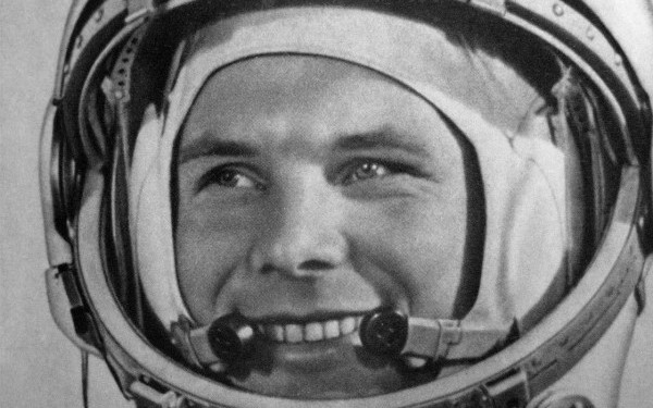 Yuri Gagarin, primul om care s-a aventurat dincolo de  ultima frontiera , in spatiul cosmic