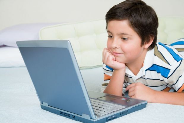 Retelele sociale, cele mai periculoase site-uri pentru copii