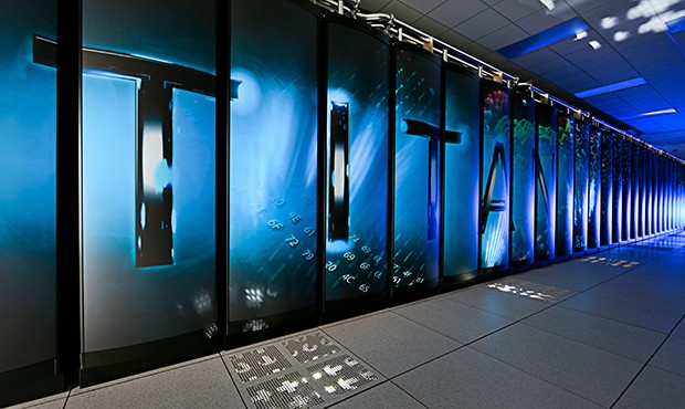 Asa arata cel mai tare supercomputer din lume. Face 20.000.000 de MILIARDE de operatii pe secunda