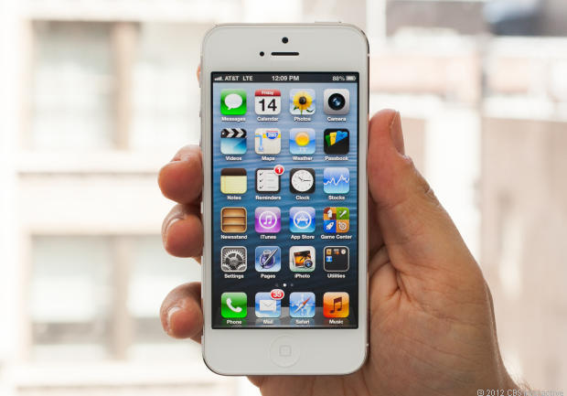 Preturi si oferte pentru iPhone 5 in Romania. Se estimeaza cel putin 1 milion de aparate vandute