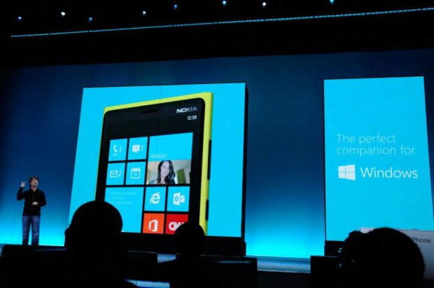 Windows Phone 8, primele bug-uri. Ce problema au telefoanele cu WP8