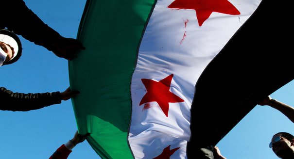 Internetul si retelele de telefonie mobila merg din nou in Siria