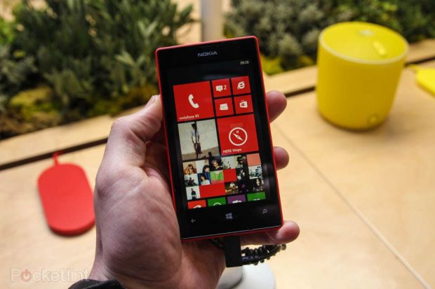 Nokia Lumia 520. Cel mai ieftin telefon finlandez cu Windows Phone 8 face poze bune