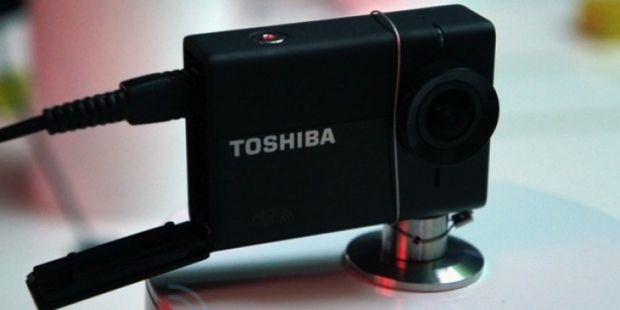 Toshiba Camileo X-Sports, un rival de 94 de grame al lui GoPro