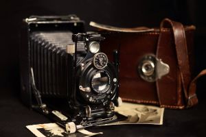 O femeie a descoperit fotografii tulburatoare intr-un vechi aparat foto