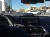 Moment incredibil! Cum reactioneaza o masina autonoma cand un autoturism ii taie calea