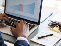 Facebook si Google risca amenzi uriase pentru incalcarea GDPR. Ce abuzuri au comis