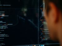 Cine sunt hackerii care au spart conturile Facebook? Teorie surprinzătoare