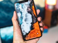 Decizie neașteptată luată de Apple: a reluat producția modelului iPhone X! Care sunt motivele