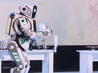 Situație penibilă pentru autoritățile din Rusia. Cine se ascundea de fapt în acest robot lăudat la televiziunea de stat