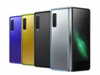 Samsung a lansat telefonul pliabil Galaxy Fold. Ce specificații are modelul care costă 2.000 de euro