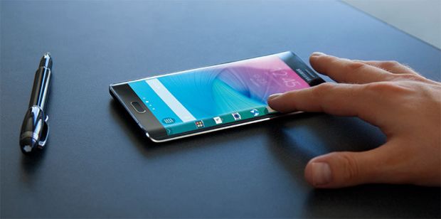 Cel mai tare telefon din istorie! Samsung Galaxy S6 Edge are dotari pur si simplu SF